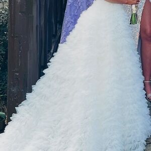 Elegant White Ruffled Prom/ Wedding Gown